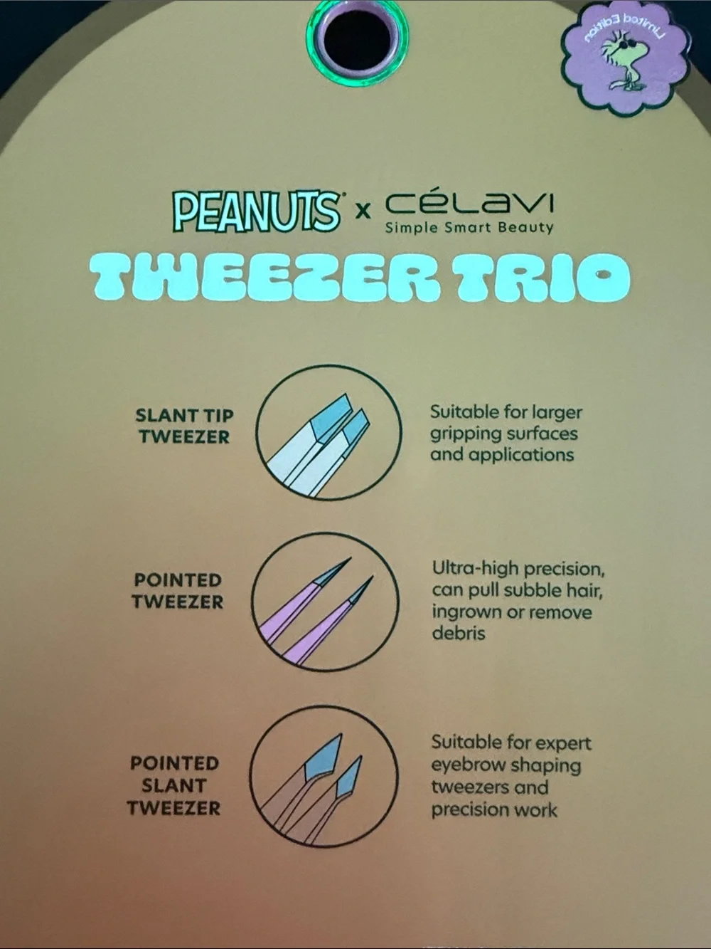 SNOOPY On The Beach Peanuts Tweezer Trio, Beach Glow Face Masks BONUS KEYCHAIN - Picture 9 of 9